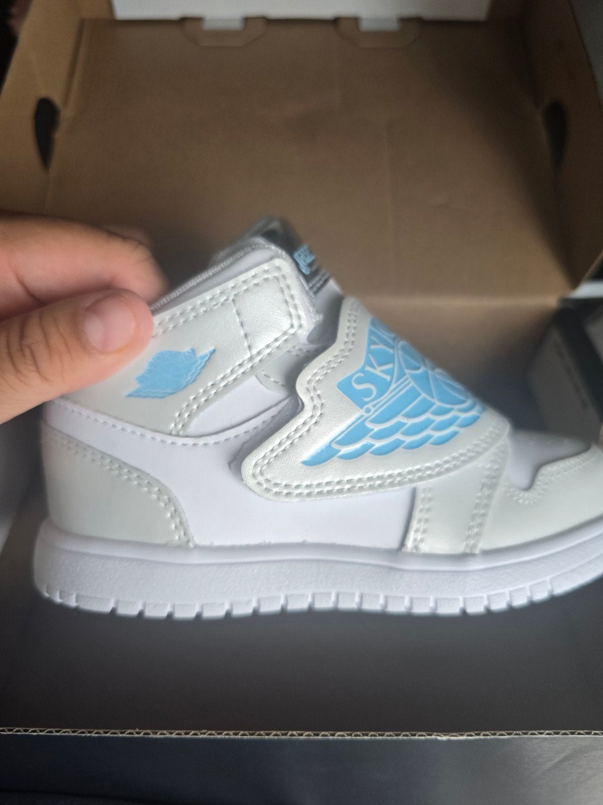 Air Jordan 1 Sky Jordan - Maat 26 - Splinternieuw, Air Jordan, Nieuw, Ophalen of Verzenden, Jongen of Meisje