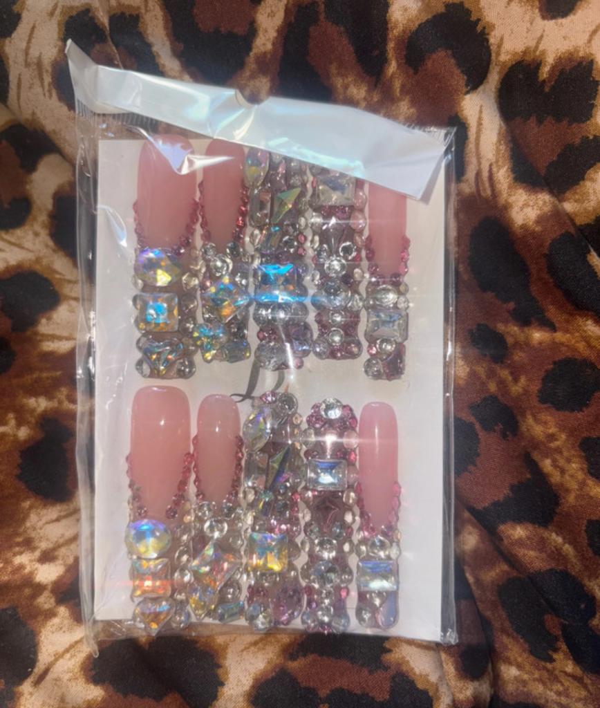 Luxe Roze Press-On Nagels met Strass Steentjes, Nieuw, Ophalen of Verzenden, Toebehoren, Handen en Nagels