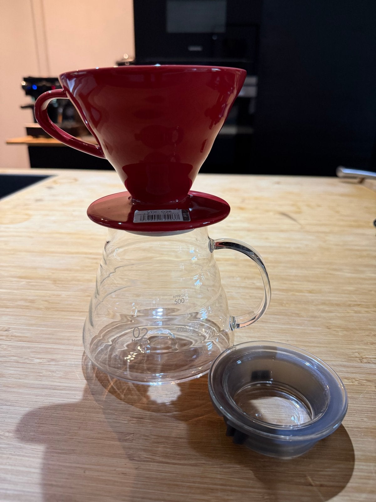 Hario V60 02 keramiek Koffie Dripper met Pot en Filters, Overige modellen, Gemalen koffie, Ophalen of Verzenden, Zo goed als nieuw