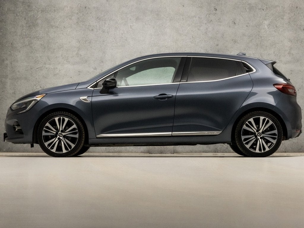 Renault Clio 1.6 E-Tech Hybrid 140 Initiale Paris 140Pk Auto, 12 maanden, 28 km/l, Gebruikt, 4 cilinders