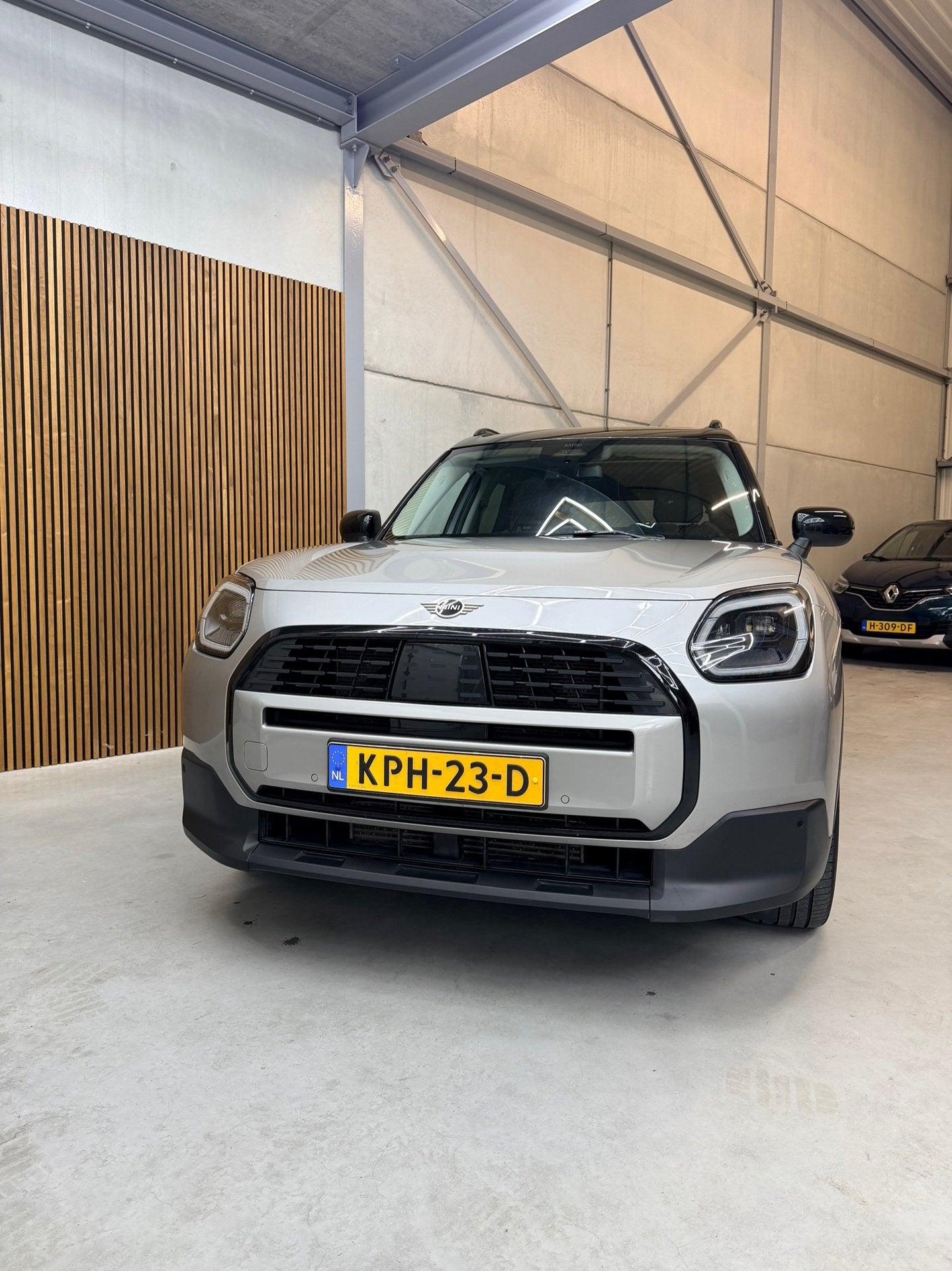 Mini Countryman 1.5 C Favoured S, Auto's, Dealer onderhouden, Gebruikt, Leder en Stof, Bedrijf