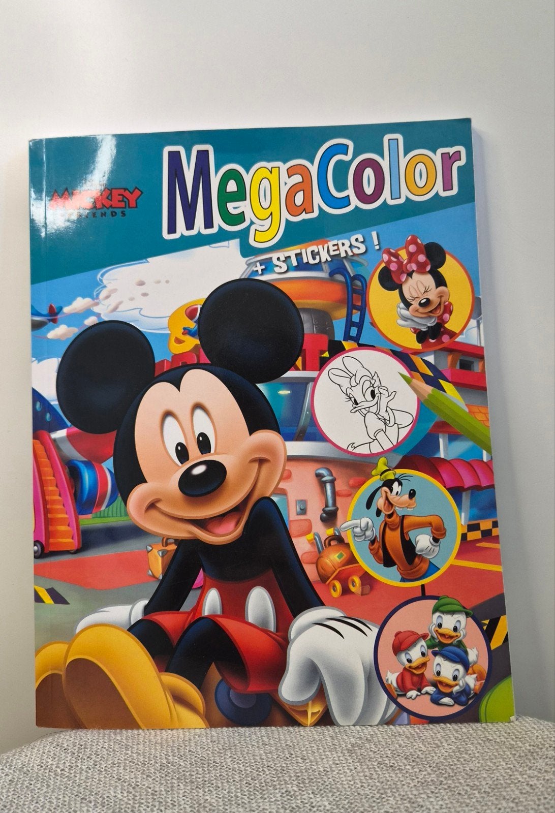 Disney Mickey & Friends MegaColor + Stickers kleurboek, Ophalen of Verzenden, Nieuw, Disney, Non-fictie