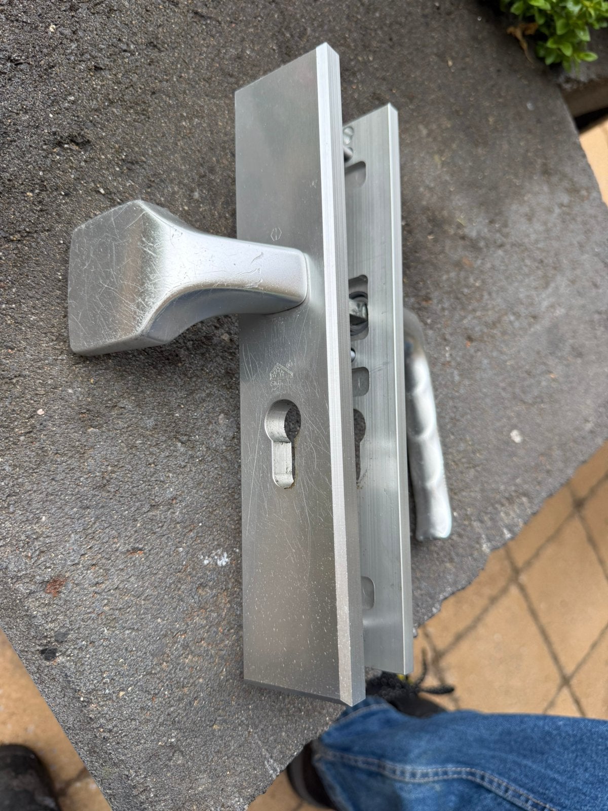 Deurbeslag voordeur PC55, Ophalen of Verzenden, Gebruikt, Overige materialen, Klink of Kruk