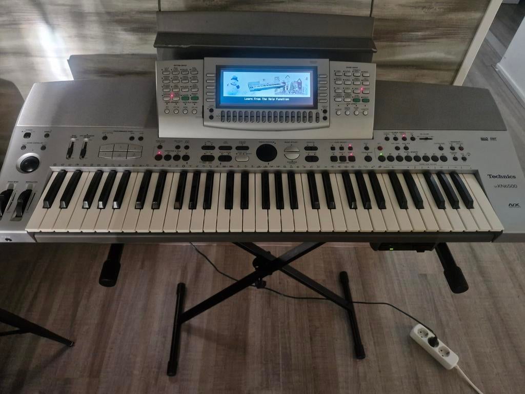 Technics KN 6500 arrangement keyboard, 61 toetsen, Yamaha, Ophalen of Verzenden, Zo goed als nieuw