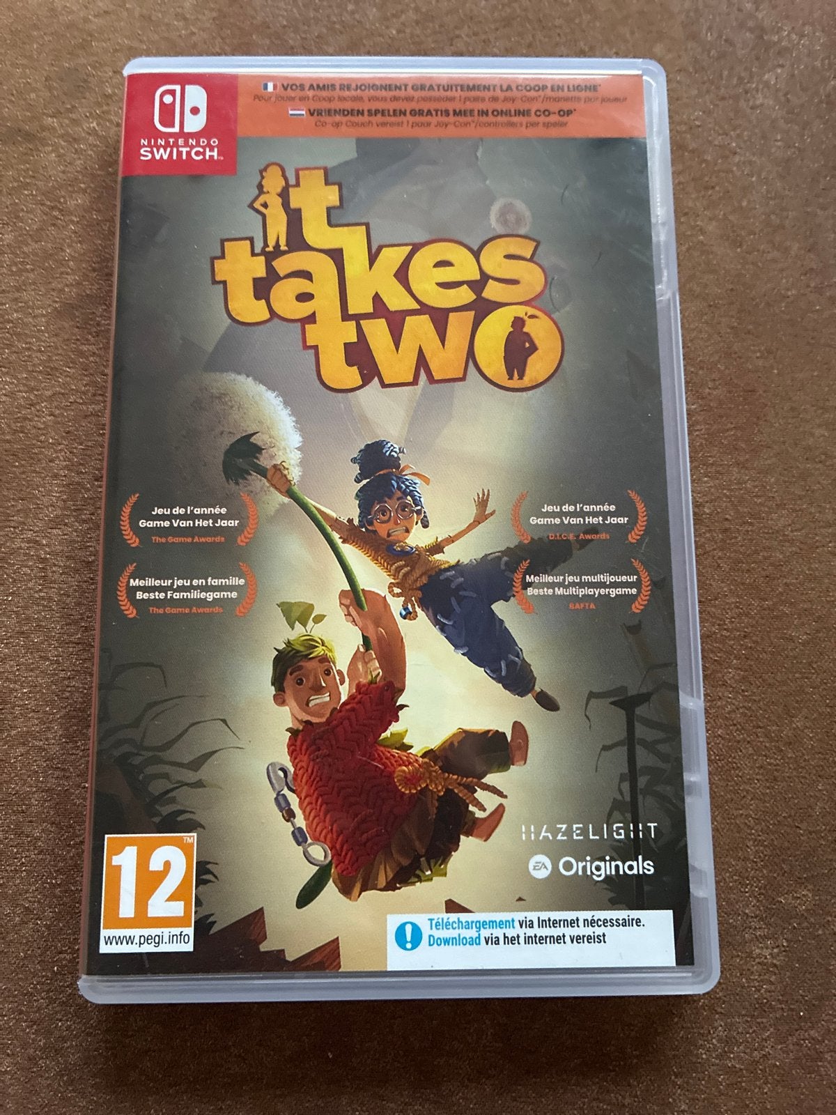 It Takes Two - Nintendo Switch, Spelcomputers en Games, Ophalen, Met games, Met 2 controllers, Zo goed als nieuw