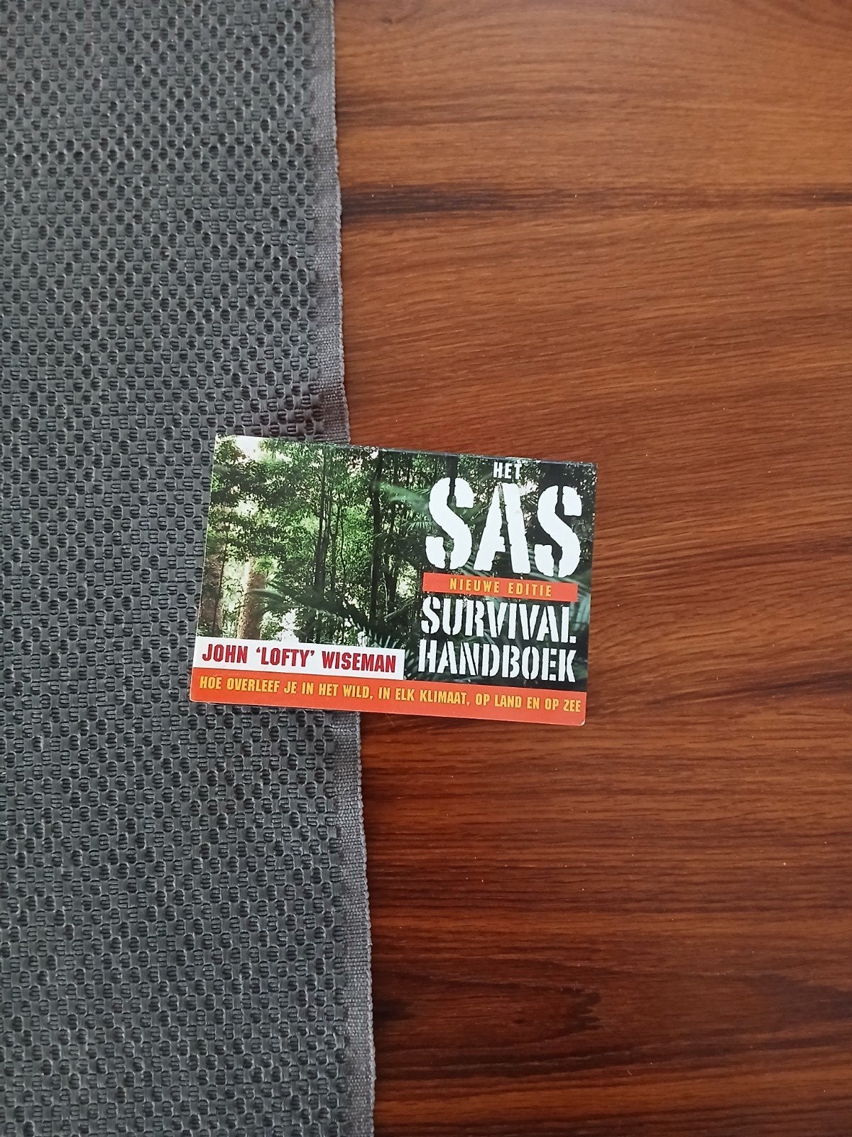 J. Wiseman - Het SAS survival handboek, Boeken, Ophalen of Verzenden, Zo goed als nieuw, J. Wiseman