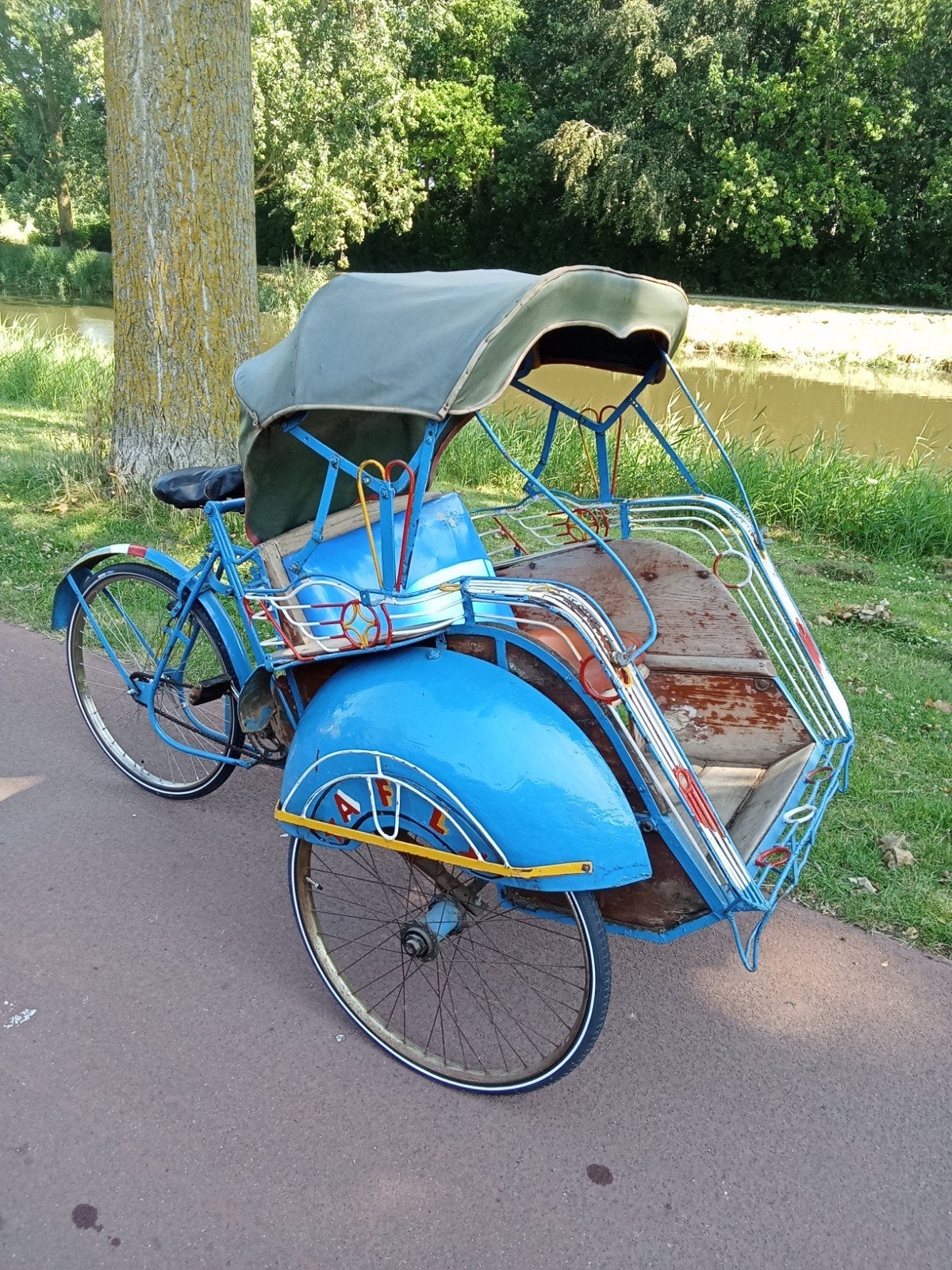Betjak fiets / bakfiets / riksja, Ophalen, Zo goed als nieuw