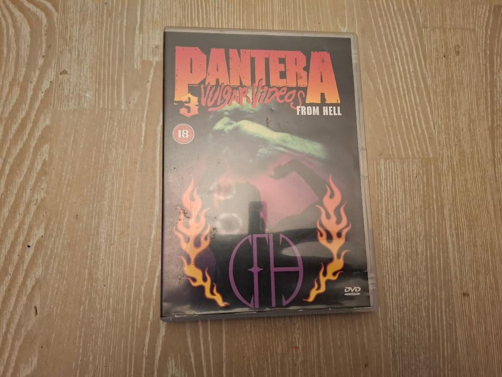 Dvd Pantera – 3 Vulgar Videos From Hell. (1999), Alle leeftijden, Ophalen of Verzenden, Zo goed als nieuw, Muziek en Concerten