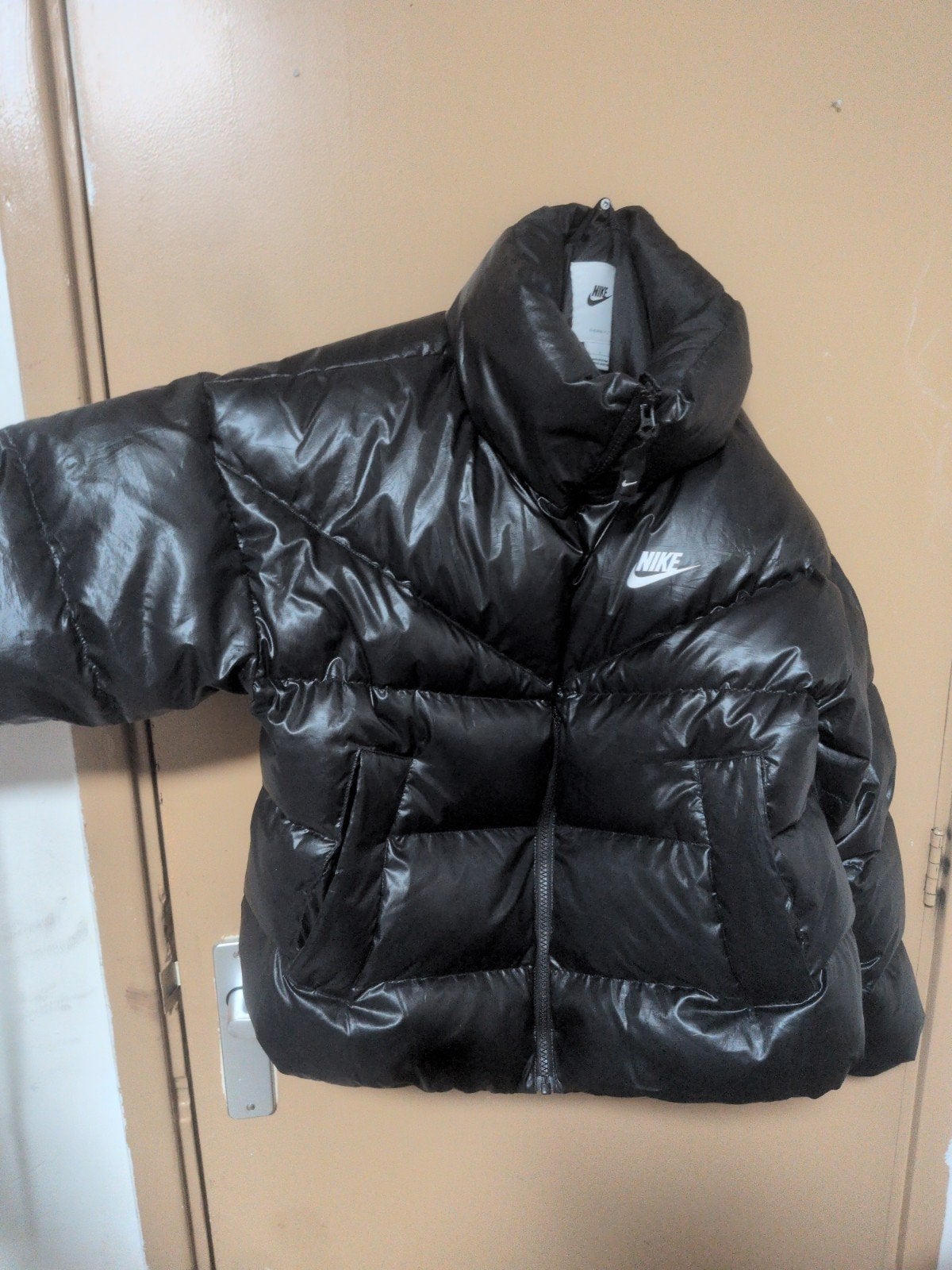 Nike Therma-FIT Puffer Jas Zwart Maat S valt groter op, Ophalen, Zwart, Nike, Zo goed als nieuw