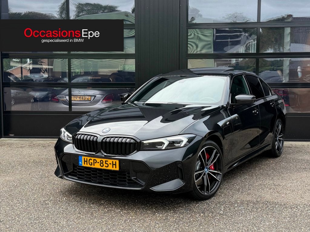 BMW 3-Serie 320e M-Sport Edition Schuifdak 1e eigenaar NL, Auto's, Achterwielaandrijving, Gebruikt, 4 cilinders, Bedrijf