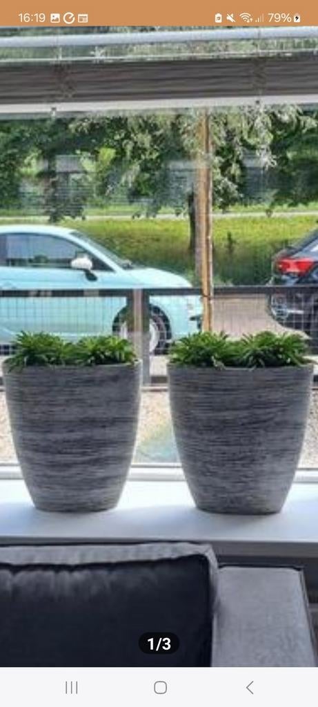 2 grote grijze binnen (boot)bloempotten, Gebruikt, Rond, Binnen, Ophalen of Verzenden