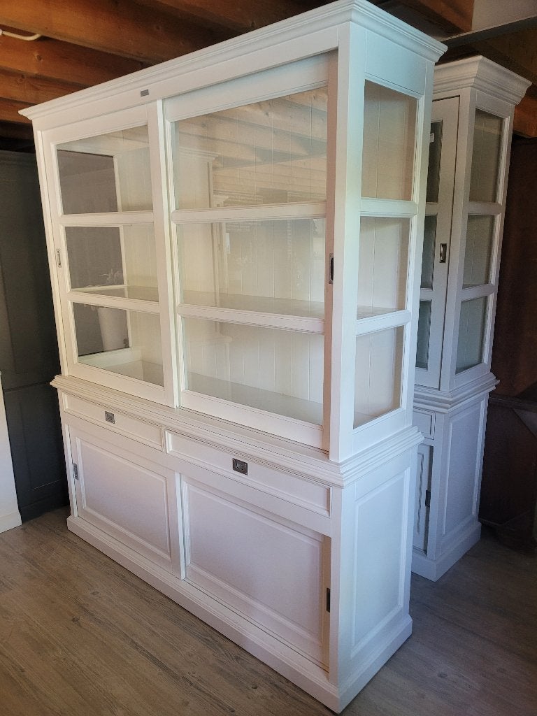 *ACTIE* Mooie Landelijke Witte Richmond Buffetkast (2689A), Huis en Inrichting, Gebruikt, Landelijke buffetkast winkelkast kleur wit gratis bezorging