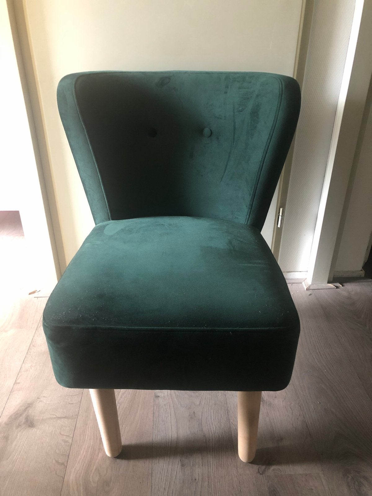 Leuke groene stoel met houten poten, Huis en Inrichting, Stoelen, Ophalen, Gebruikt, Overige kleuren, Eén