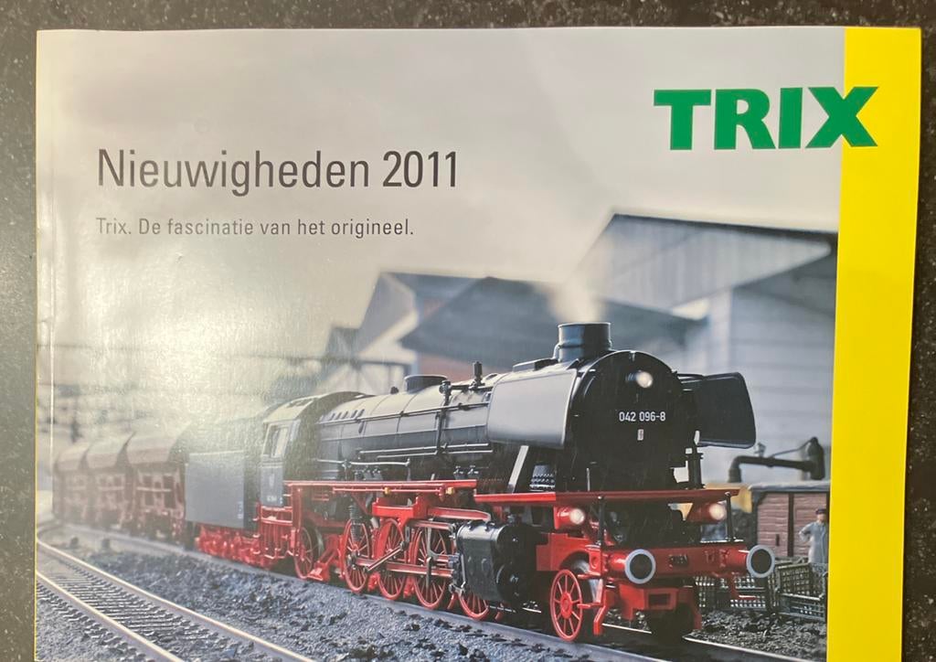 Trix Nieuwigheden 2011 Catalogus - Modelspoor, Gebruikt, Gelijkstroom of Wisselstroom, Trix, Boek, Tijdschrift of Catalogus