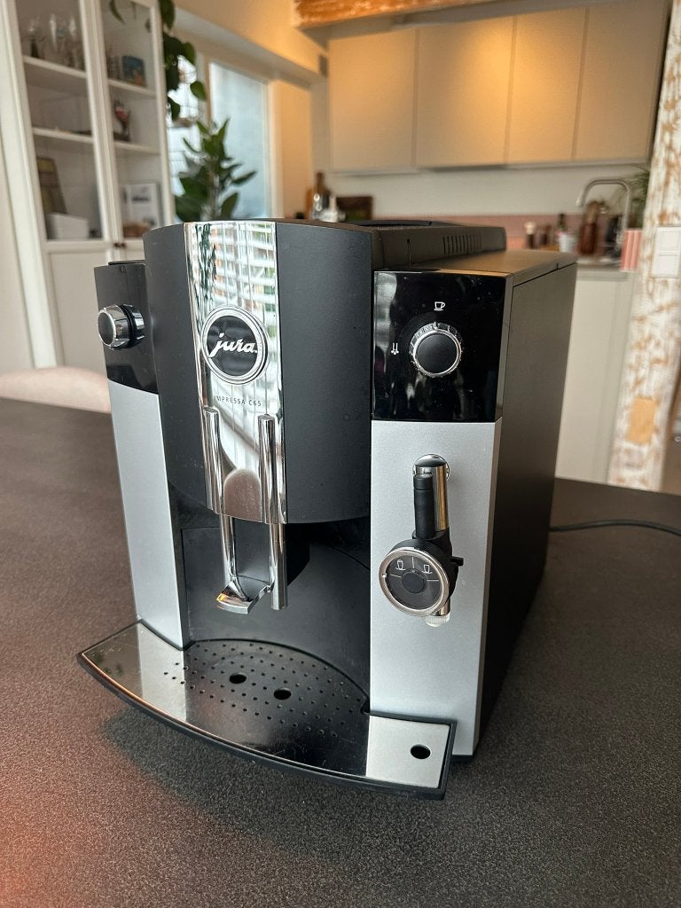 Jura Impressa C65 - volautomaat espressomachine, Witgoed en Apparatuur, Gebruikt, Espresso apparaat, Ophalen of Verzenden, 4 tot 10 kopjes