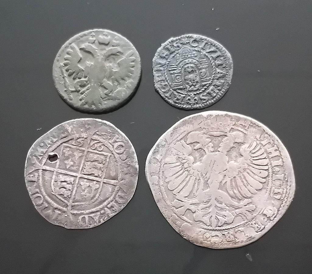 4tal munten: Kampen, Riga, Russia, Brittannië 16de-18de eeuw, Ophalen of Verzenden, Zilver