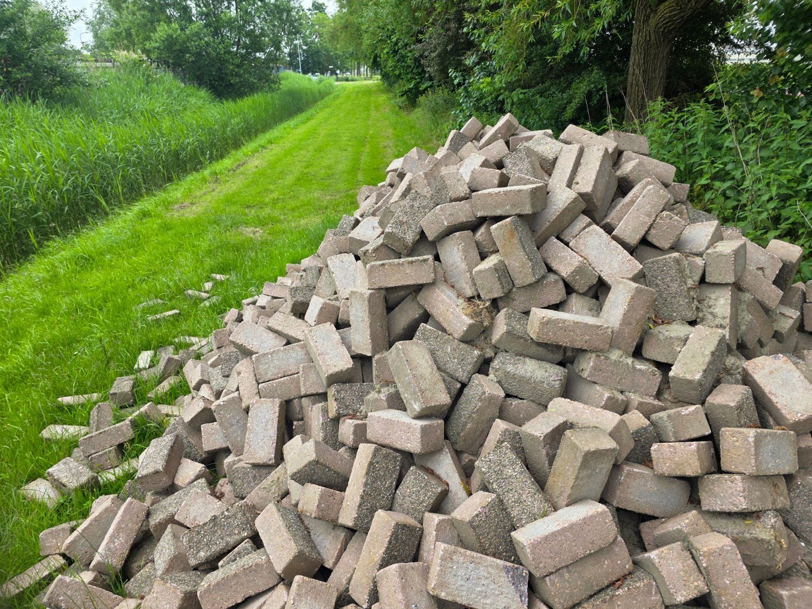 Nette gebruikte betonklinkers 8 cm, heide kleur 150 m2, Tuin en Terras, Tegels en Klinkers, Ophalen of Verzenden, Gebruikt, Beton