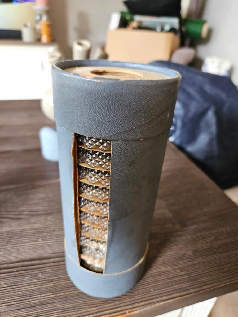 Leerdam Glasfabriek kristal onderzetters in originele koker, Antiek en Kunst, Antiek | Glas en Kristal, Ophalen of Verzenden