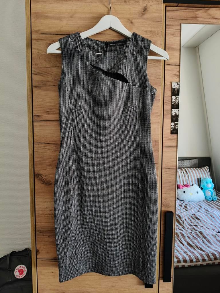 Sandro Ferrone Jurk Zwart/Wit Asymmetrisch Halslijn, Kleding | Dames, Sandro Ferrone, Ophalen of Verzenden, Maat 36 (S)