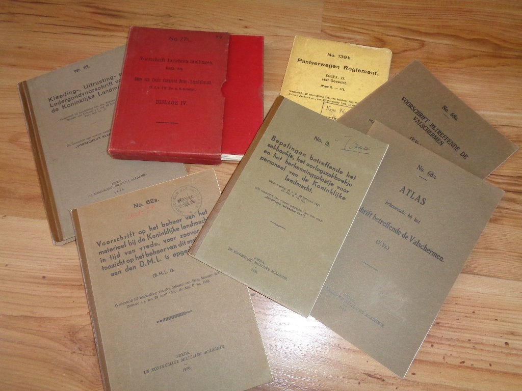 Voorschrift collectie leger Ned voor 1940 militair soldaat, Verzenden, Landmacht, Nederland, Boek of Tijdschrift