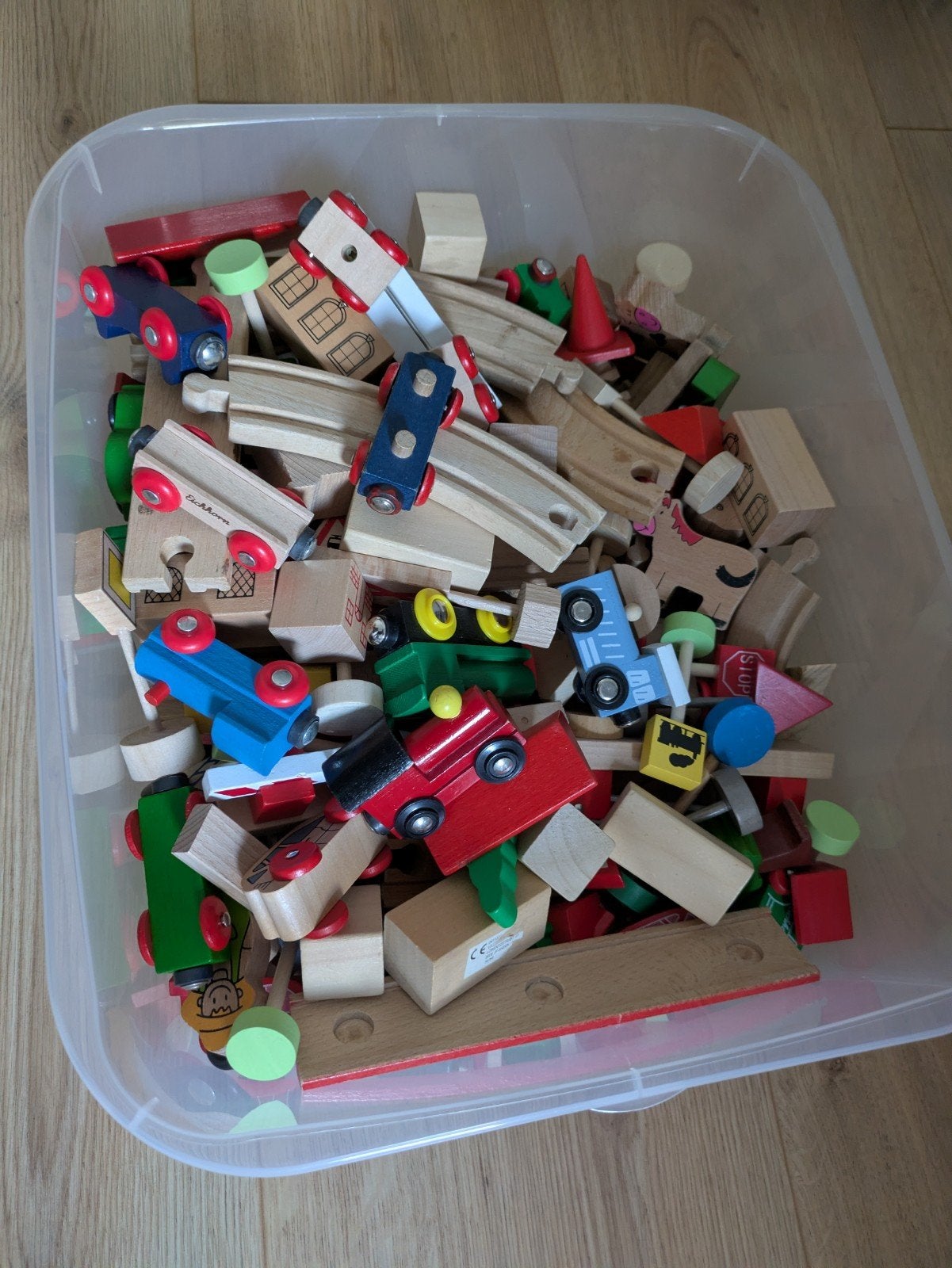 Brio houten treinbaan met veel onderdelen en accessoires, Kinderen en Baby's, Speelgoed | Houten speelgoed, Ophalen, Gebruikt