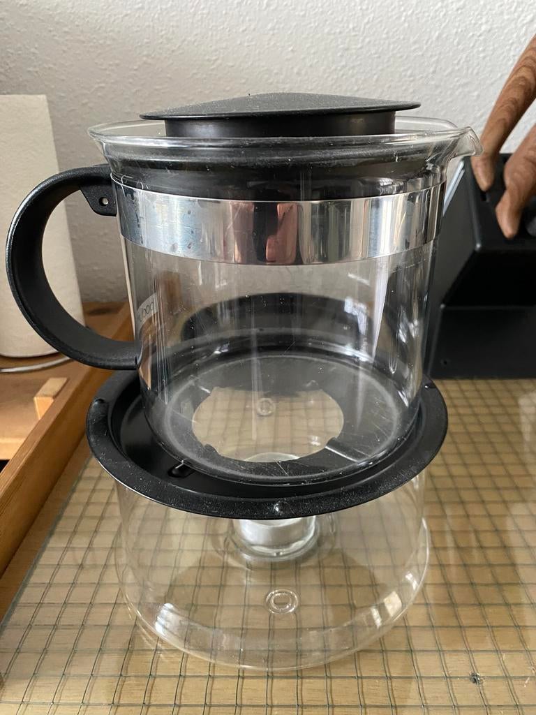 Van Bodum. Theepot met toebehoren, Ophalen, Zo goed als nieuw, Glas, Glas of Glazen