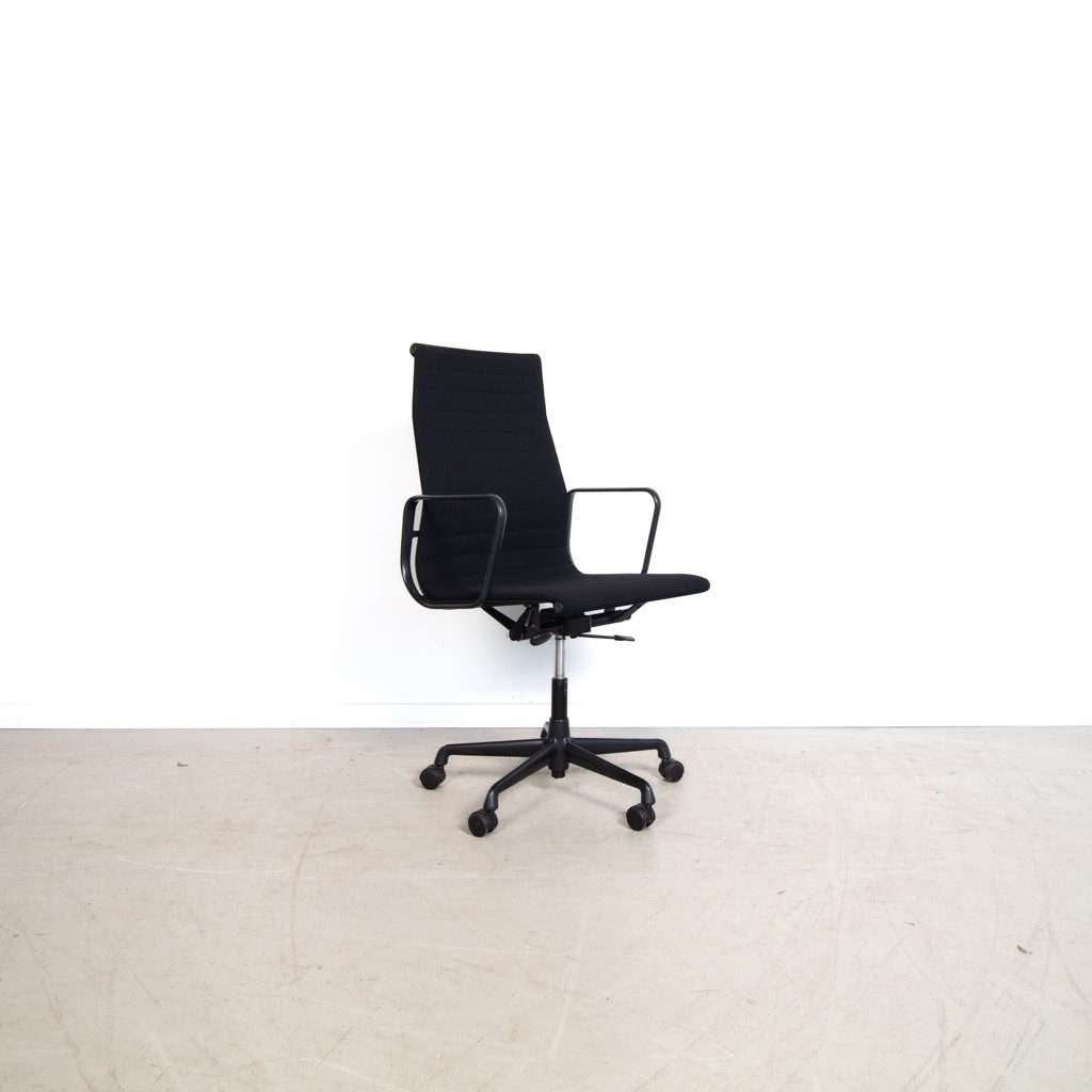1x Vitra EA 119 Bureaustoel Zwart Hopsak – Zwart