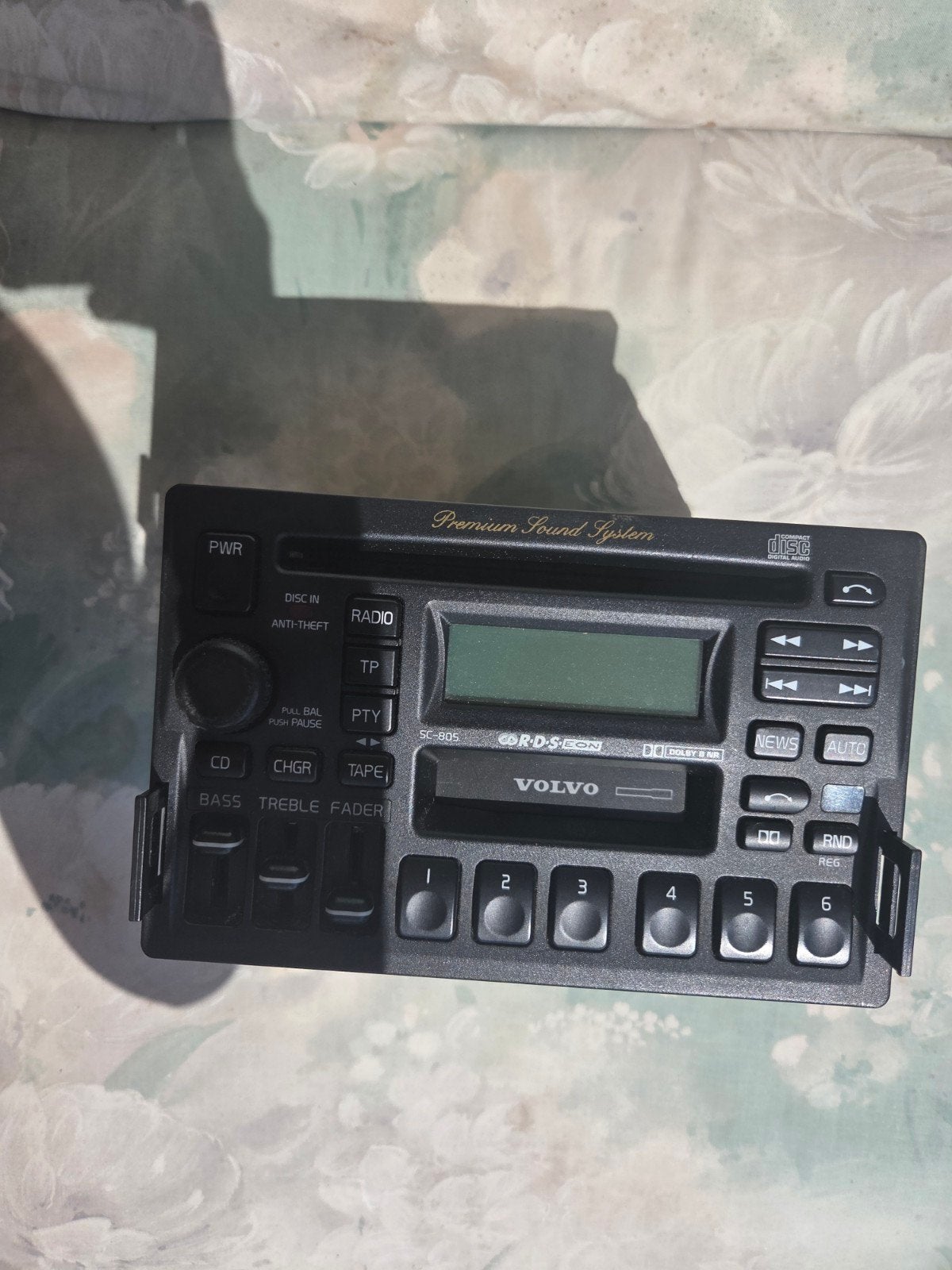 Volvo SC805 autoradio met CD-speler, Ophalen, Zo goed als nieuw