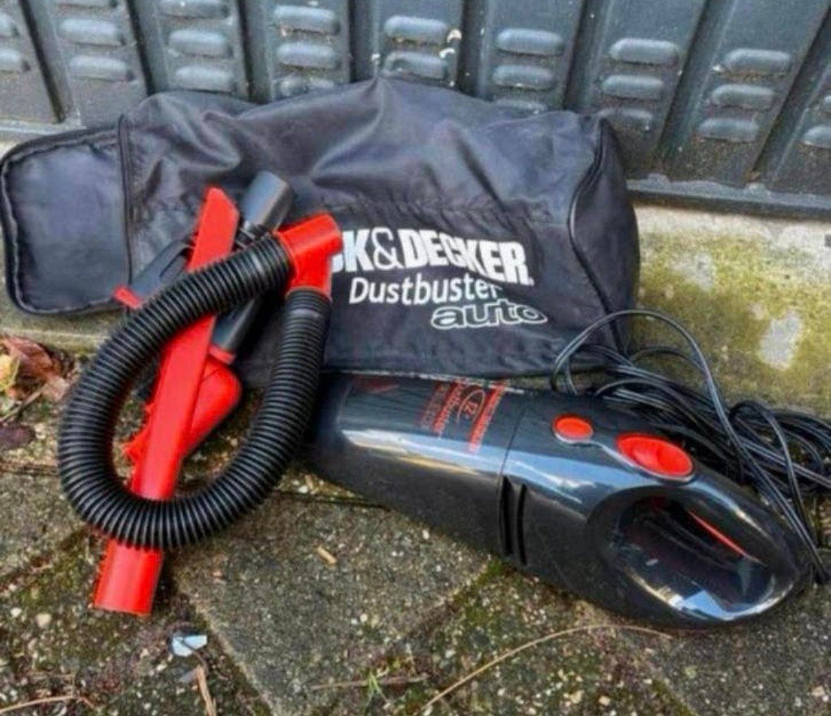 12 V Auto stofzuiger Black en Decker, Auto diversen, Ophalen of Verzenden, Gebruikt