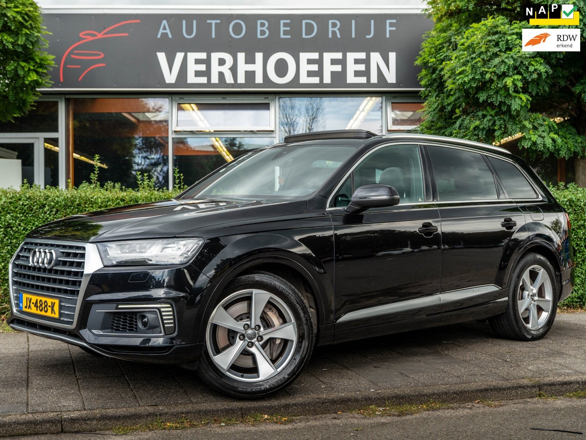 Audi Q7 3.0 TDI - E-TRON QUATTRO PREMIUM - PANORAMADAK - HEA, Automaat, Dealer onderhouden, Gebruikt, 259 pk