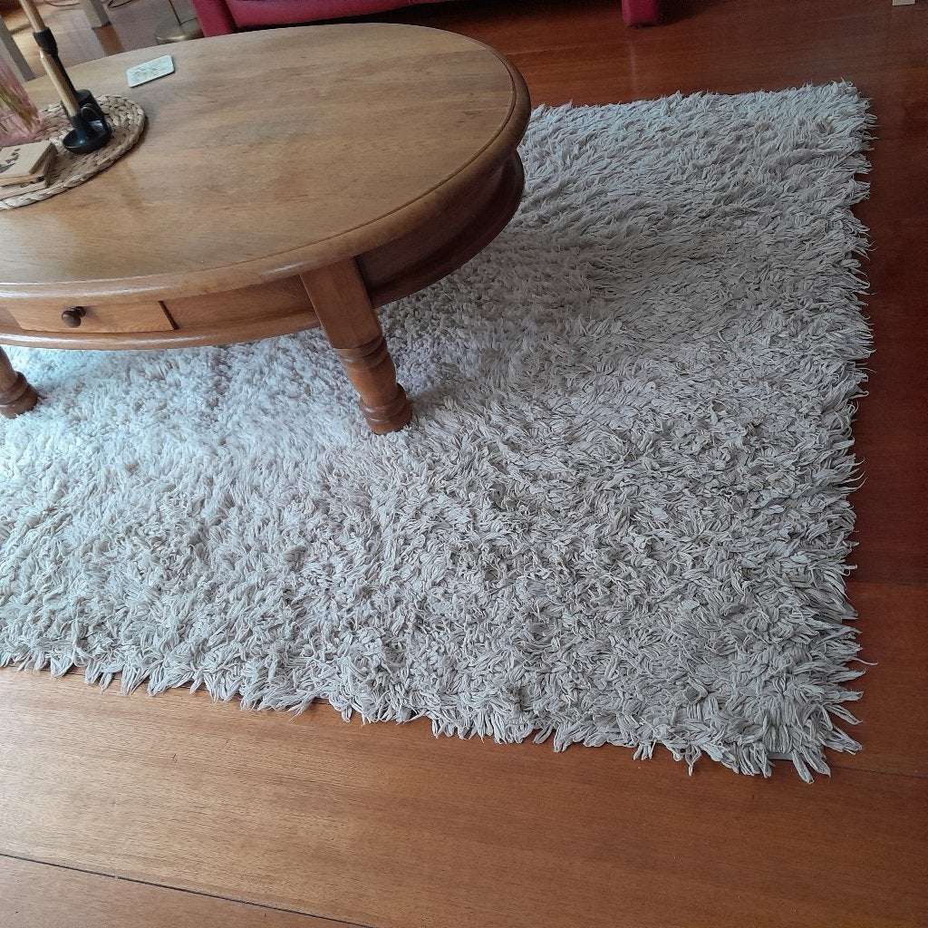 Vloerkleed ecru gratis, Huis en Inrichting, Stoffering | Tapijten en Kleden, Ophalen, Gebruikt, 150 tot 200 cm, 200 cm of meer