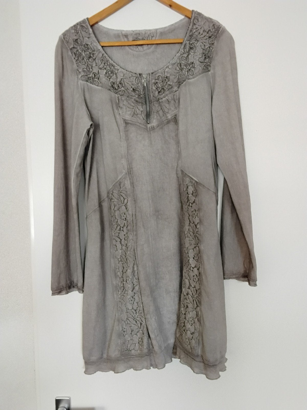 Simclan jurk/tuniek met kant en rits, maat 44, Kleding | Dames, Jurken, Gedragen, Maat 42/44 (L), Grijs, Boven de knie, Ophalen of Verzenden