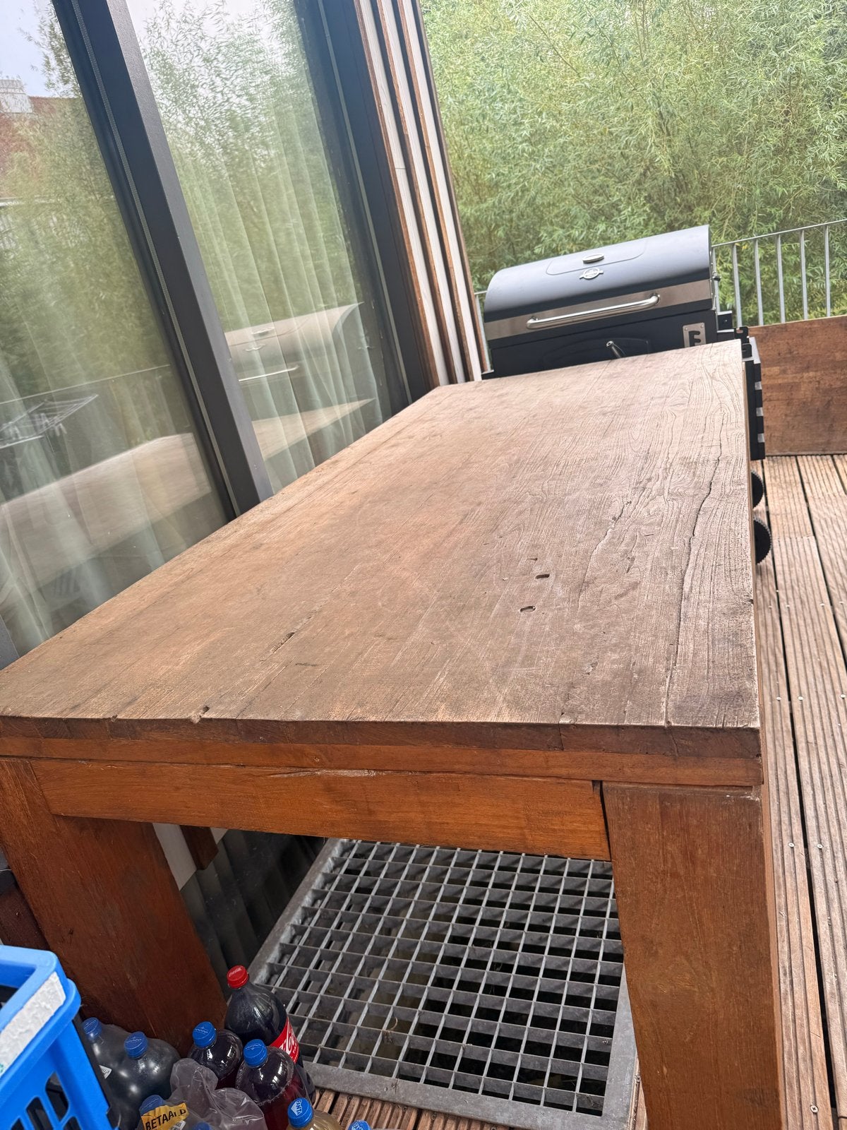 Massive houten eettafel - Gratis ophalen in Almere, Huis en Inrichting, Tafels | Eettafels, Ophalen, Gebruikt, 100 tot 150 cm