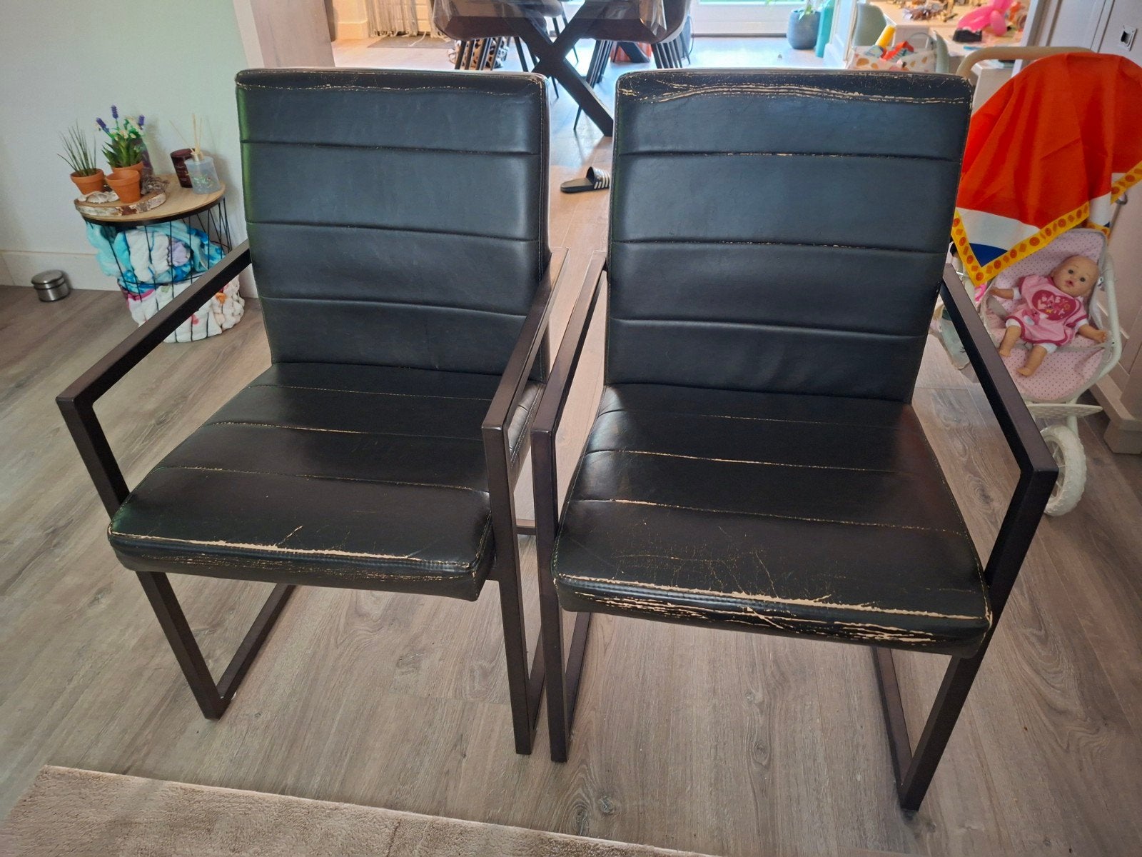 2 Eetkamerstoelen GRATIS, Ophalen, Gebruikt
