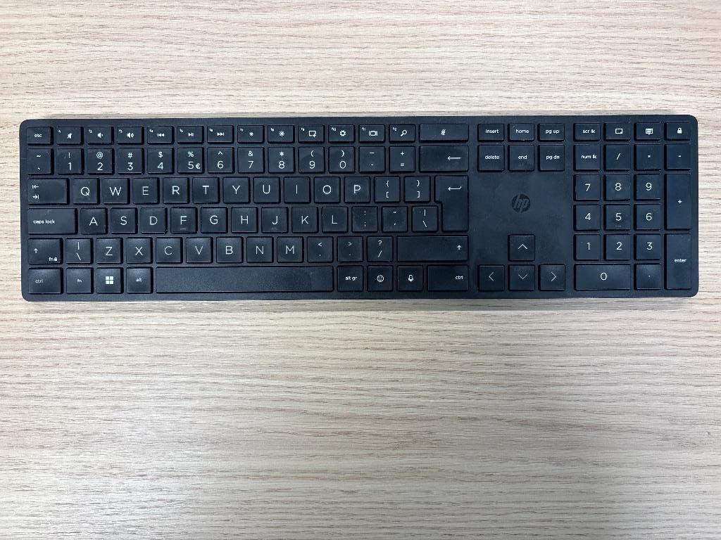 HP Toetsenbord Draadloos QWERTY 9x, Computers en Software, Toetsenborden, Gebruikt, Ophalen of Verzenden, Draadloos, HP