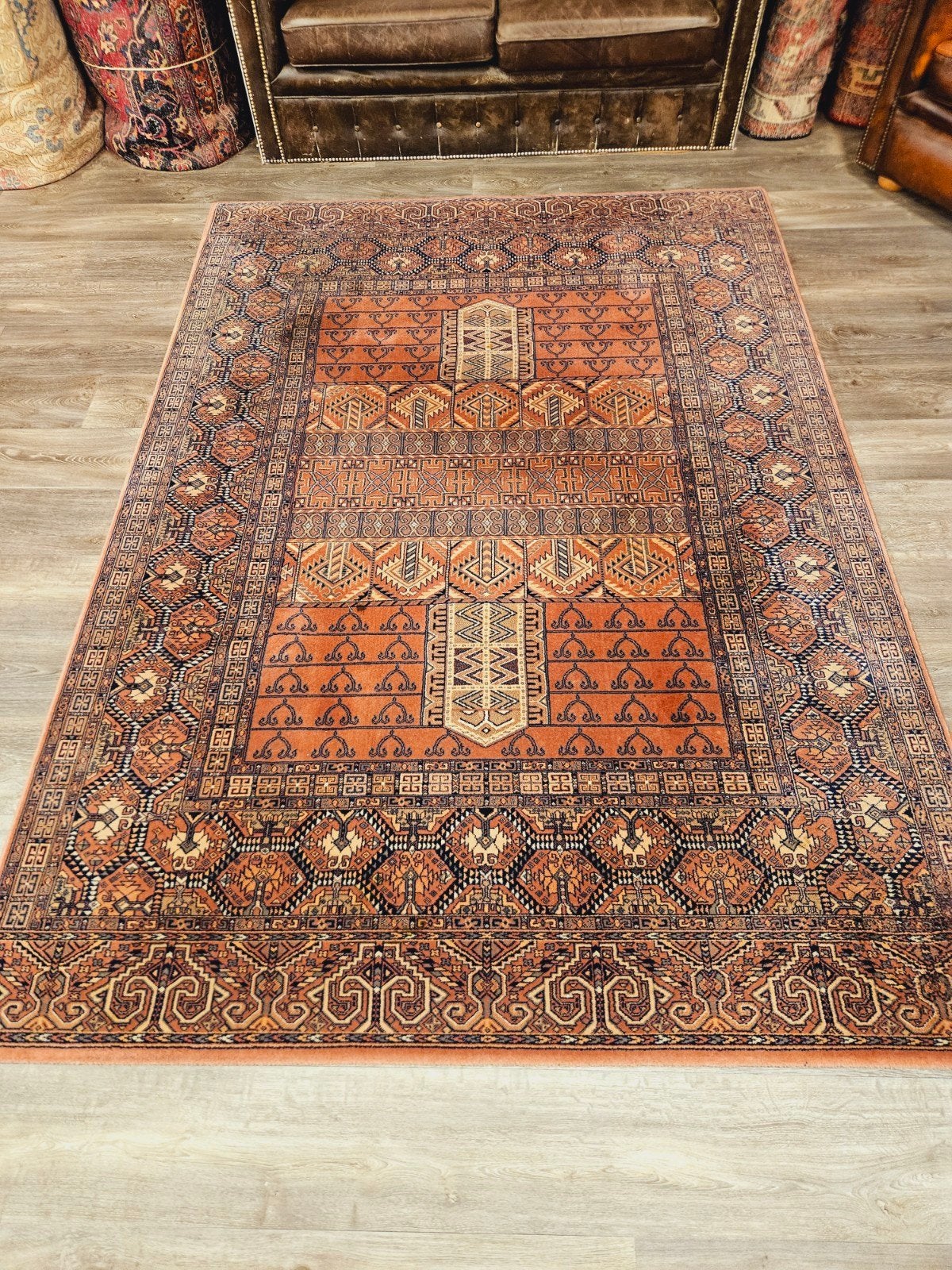Perzisch Tapijt. prachtige kleuren en patronen! Weg = Weg!, Huis en Inrichting, Stoffering | Tapijten en Kleden, Perzisch, 200 cm of meer