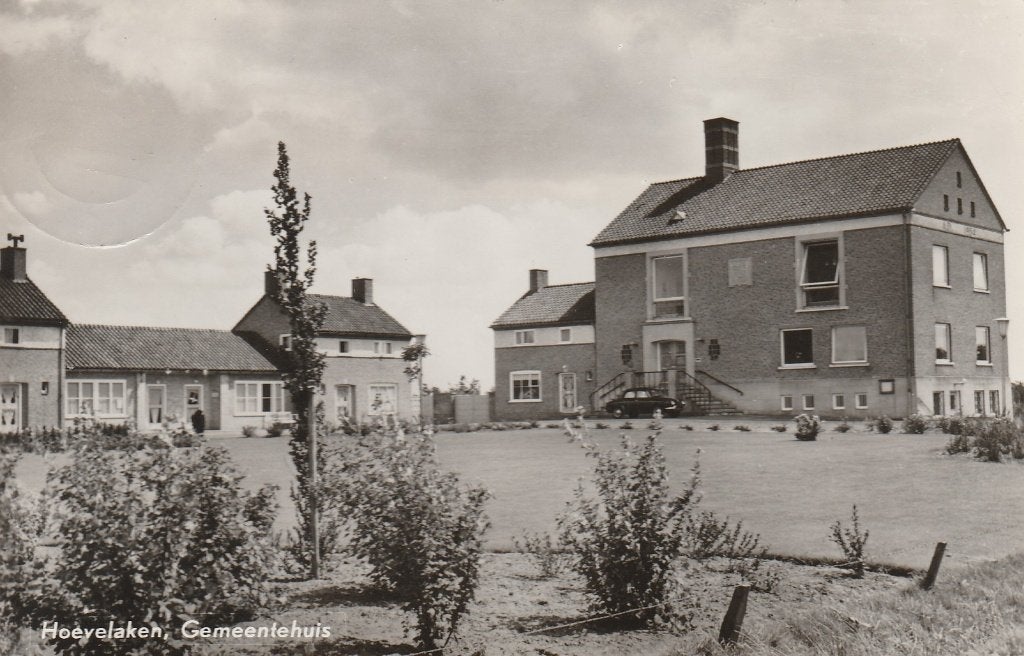Hoevelaken    Gemeentehuis, Ophalen of Verzenden, 1940 tot 1960, Gelopen, Gelderland