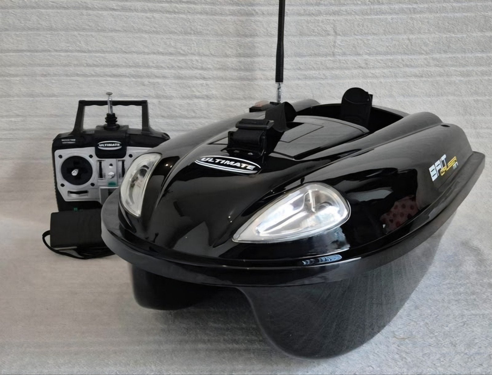 Baitcruiser Mini Voerboot - Defecte Motor, Inclusief Accu's, Watersport en Boten, Hengelsport | Algemeen, Ophalen of Verzenden
