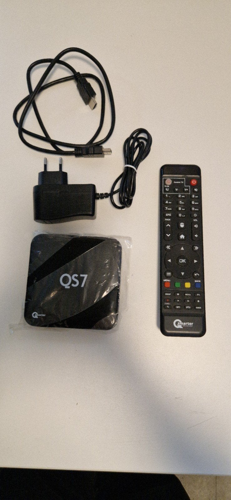 QSMARTER QS7 Media Plus Kastje, Ophalen of Verzenden, Zo goed als nieuw, HDMI, Zonder harde schijf