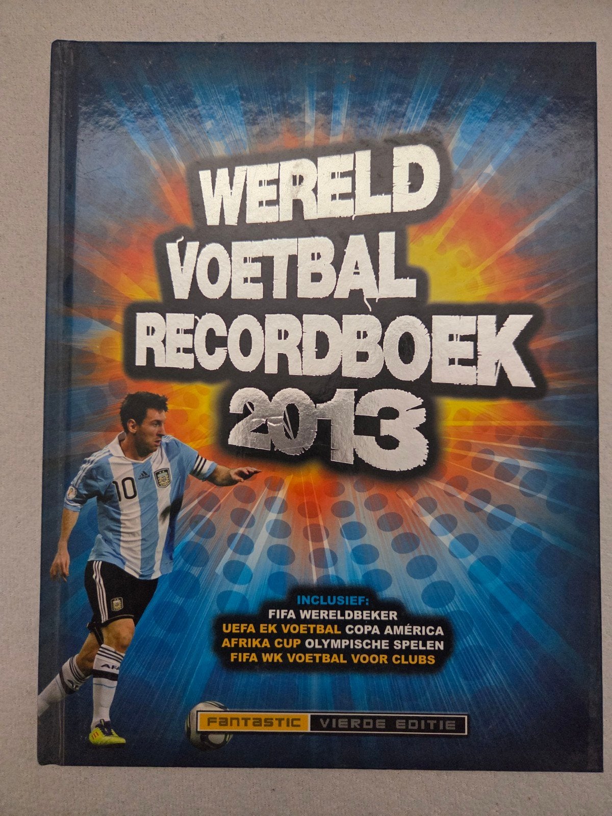 Wereld Voetbal Recordboek 2013, Ophalen of Verzenden, Gelezen, Onbekend, Balsport