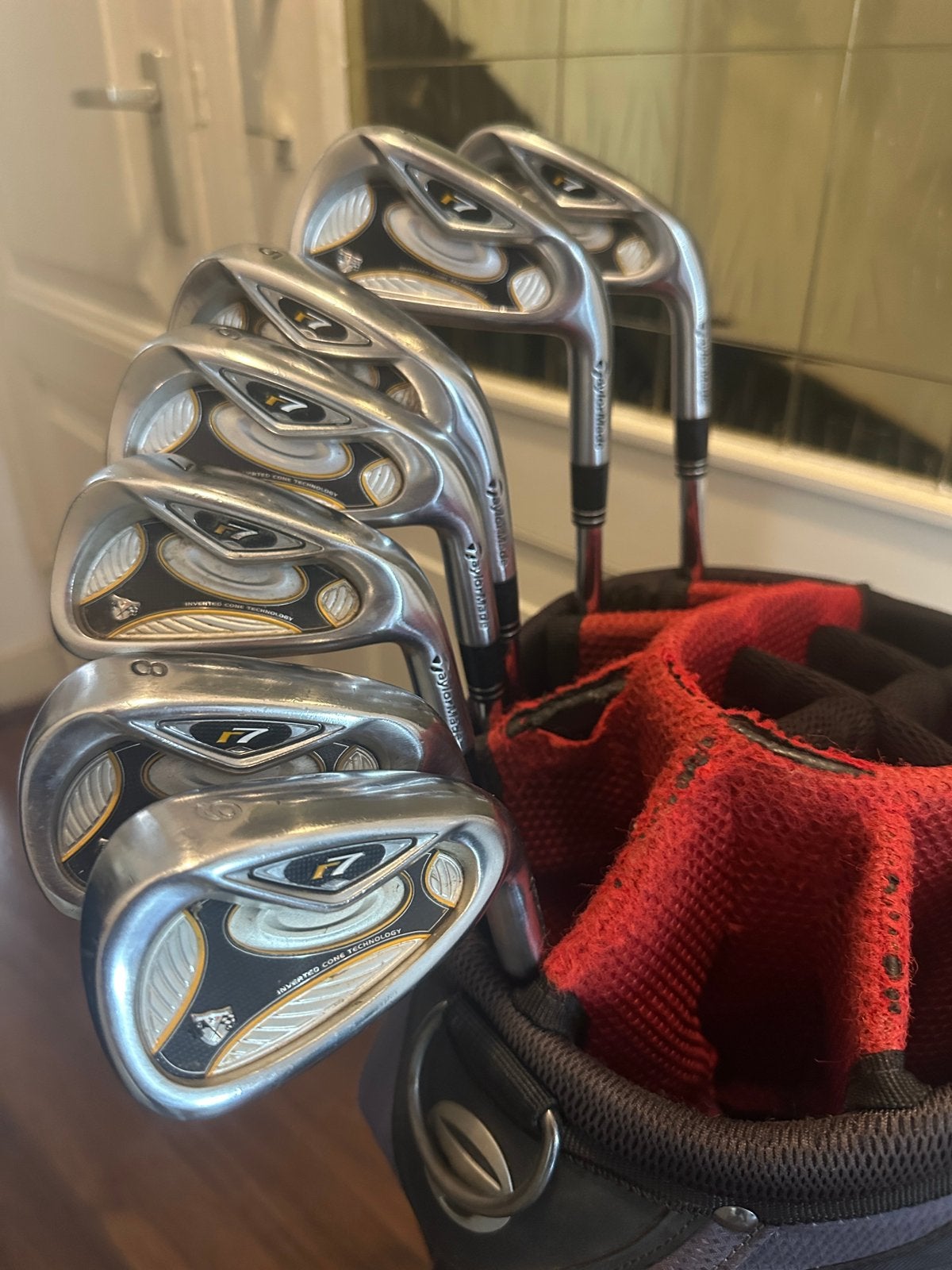 Taylormade R7 ijzerset + tour prefered wedges, Sport en Fitness, Golf, Ophalen, Zo goed als nieuw, Set