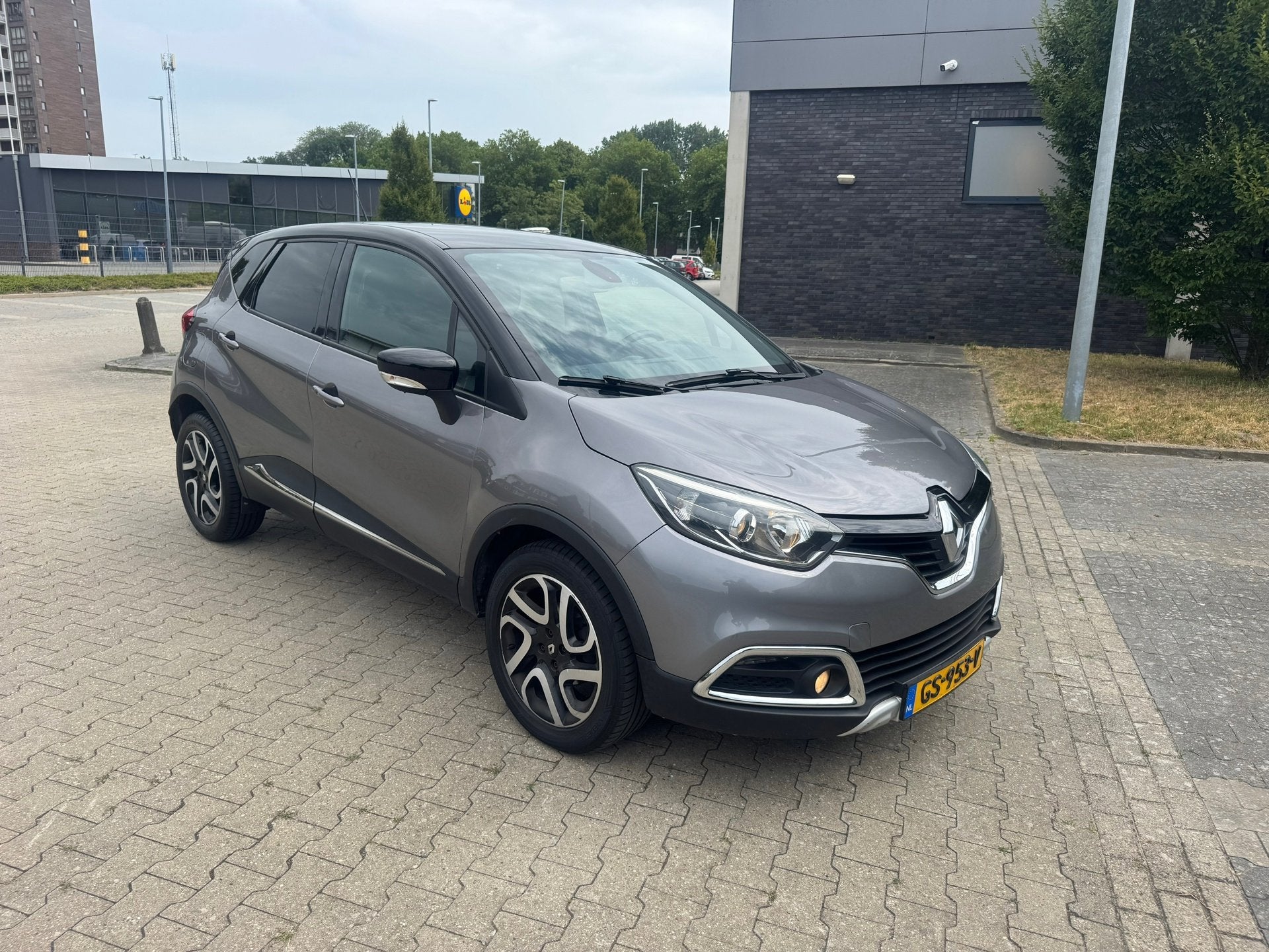 Renault Captur 0.9 TCe Xmod, Auto's, Renault, Voorwielaandrijving, 898 cc, Gebruikt, 49 €/maand