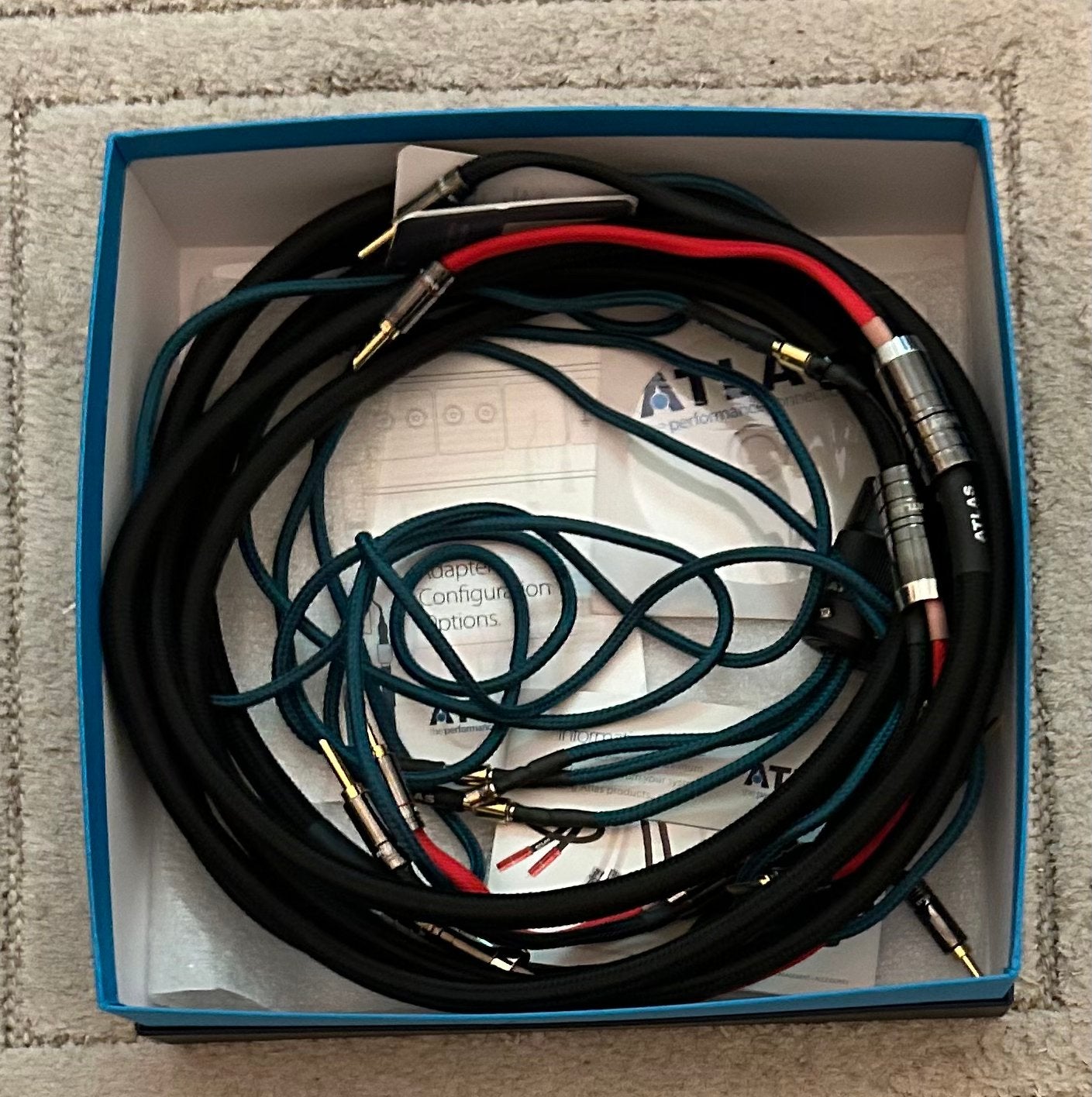 Atlas Mavros Grun Speakerkabels met aardesysteem en stekker., Ophalen of Verzenden, Zo goed als nieuw, 2 tot 5 meter, Overige kabels