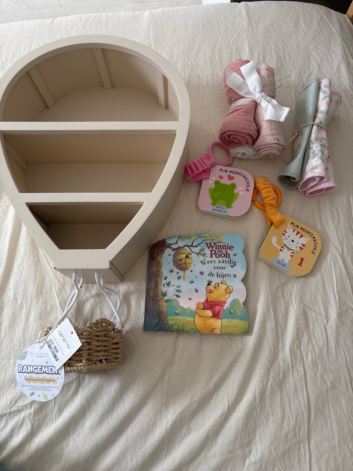 Babykamer decoratie boekjes+hydrofiele doekjes+ slabertjes, Ophalen of Verzenden, Zo goed als nieuw, Overige typen