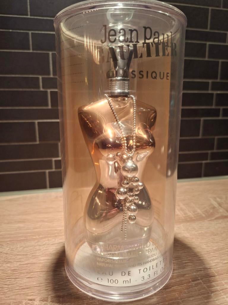 Jean Paul Gaultier Classique limited 'Charm' edition, Verzamelen, Parfumverzamelingen, Ophalen of Verzenden, Nieuw, Parfumfles