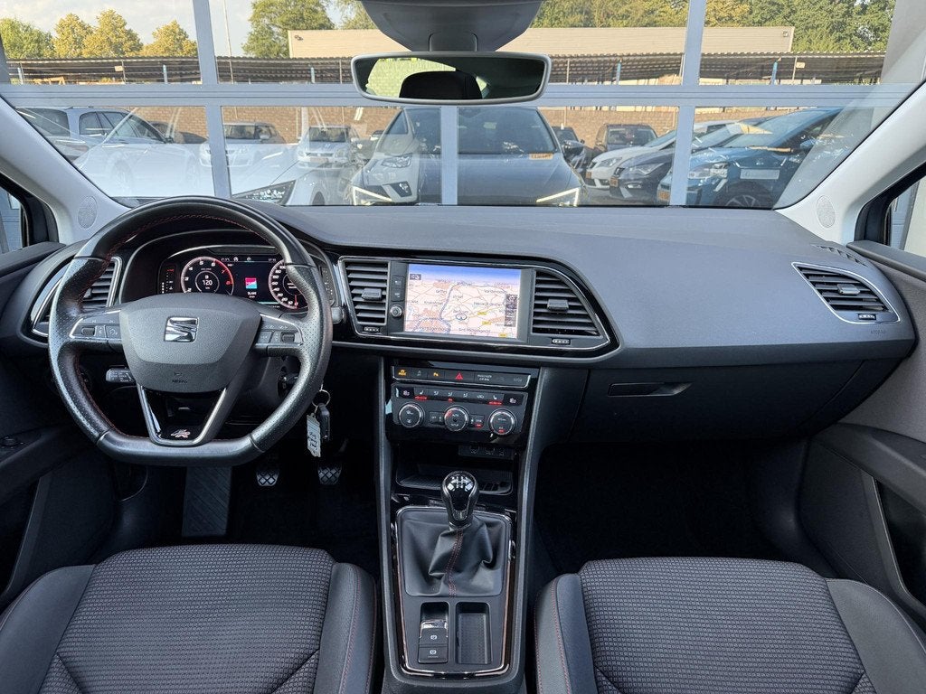 SEAT Leon 1.5 TSI FR Pano | Virtual | Camera, Voorwielaandrijving, Stof, 4 cilinders, 150 pk