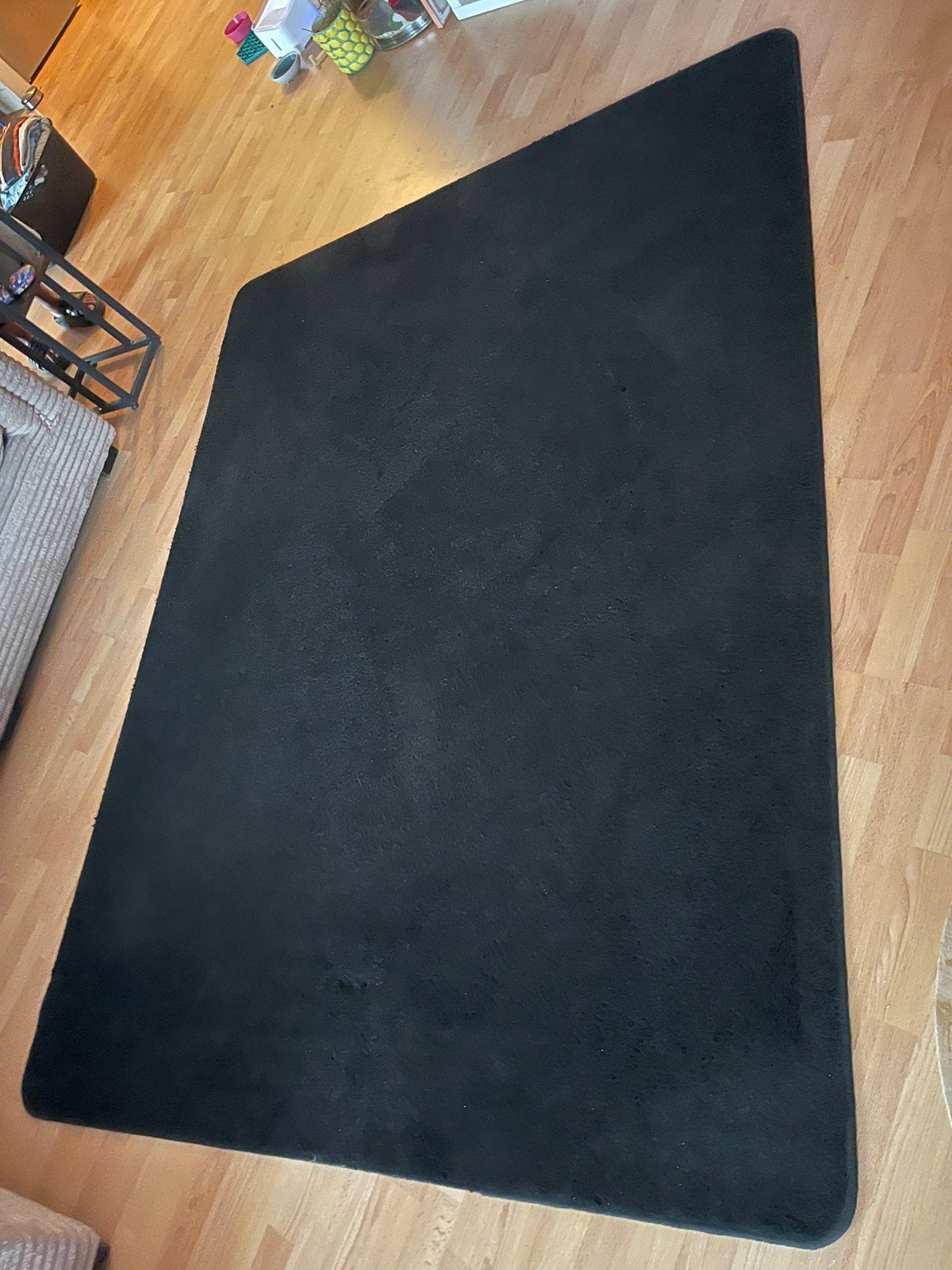 Zwarte vloerkleed te koop, Ophalen, Zo goed als nieuw, Rechthoekig, 200 cm of meer