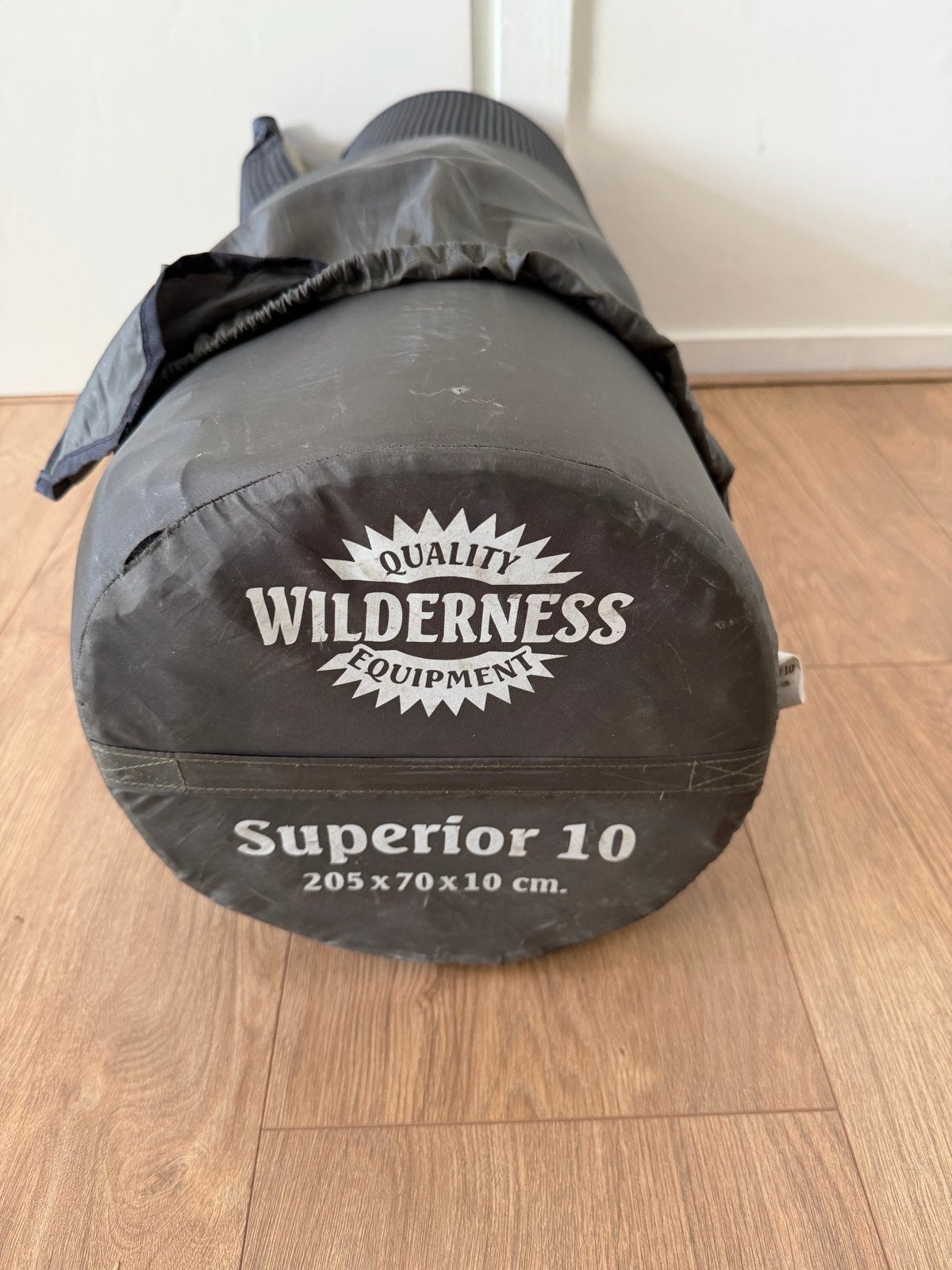 Nomad Superior 10 Zelfopblaasbaar Luchtbed 70x205x10cm, Ophalen of Verzenden, Gebruikt, 1-persoons