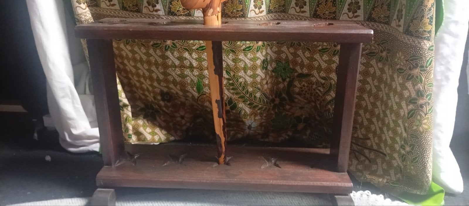 keris in rek, Tuin en Terras, Ophalen of Verzenden, Hout, 200 cm of meer, 150 tot 200 cm