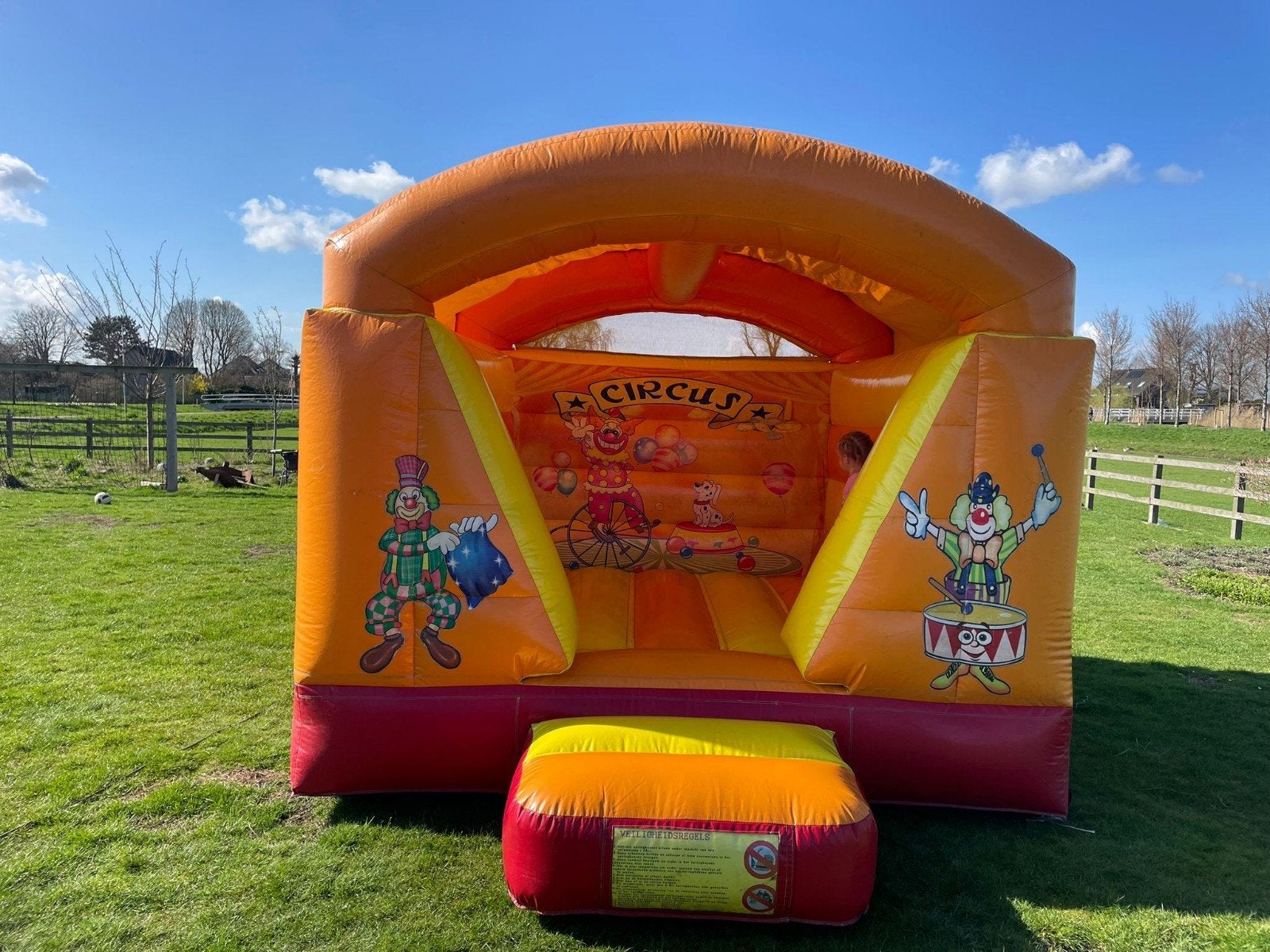 Springkussen Circus 3x3 meter te huur, Ophalen of Verzenden, Zo goed als nieuw
